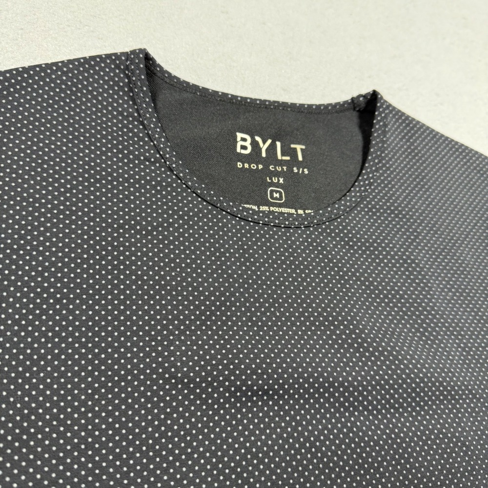 BYLT Drop Cut SS Lux T-Shirt Mens Medium Black White Micro Dot Curved Hem